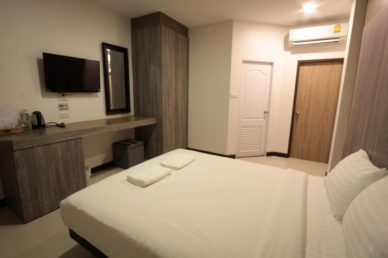 Fortune Surin Hotel Kültér fotó