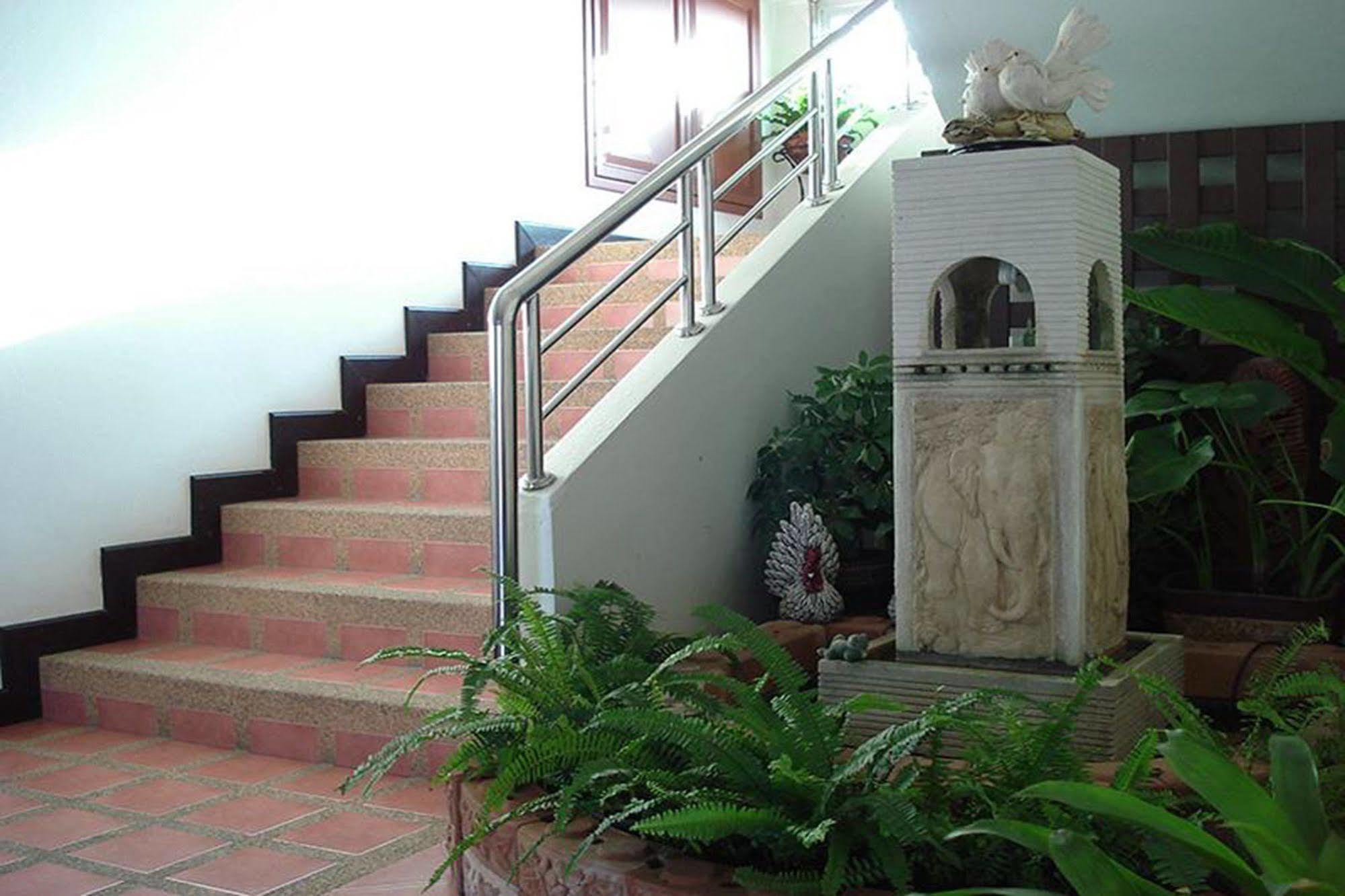 Fortune Surin Hotel Kültér fotó